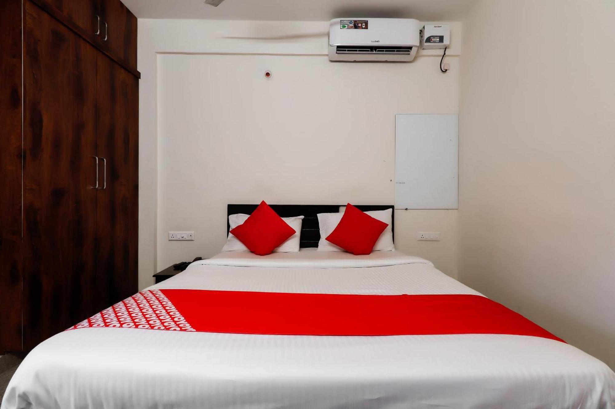 Super Gn Collection O Near Rajajinagar Industrial Estate Hotel Bangalore Ngoại thất bức ảnh